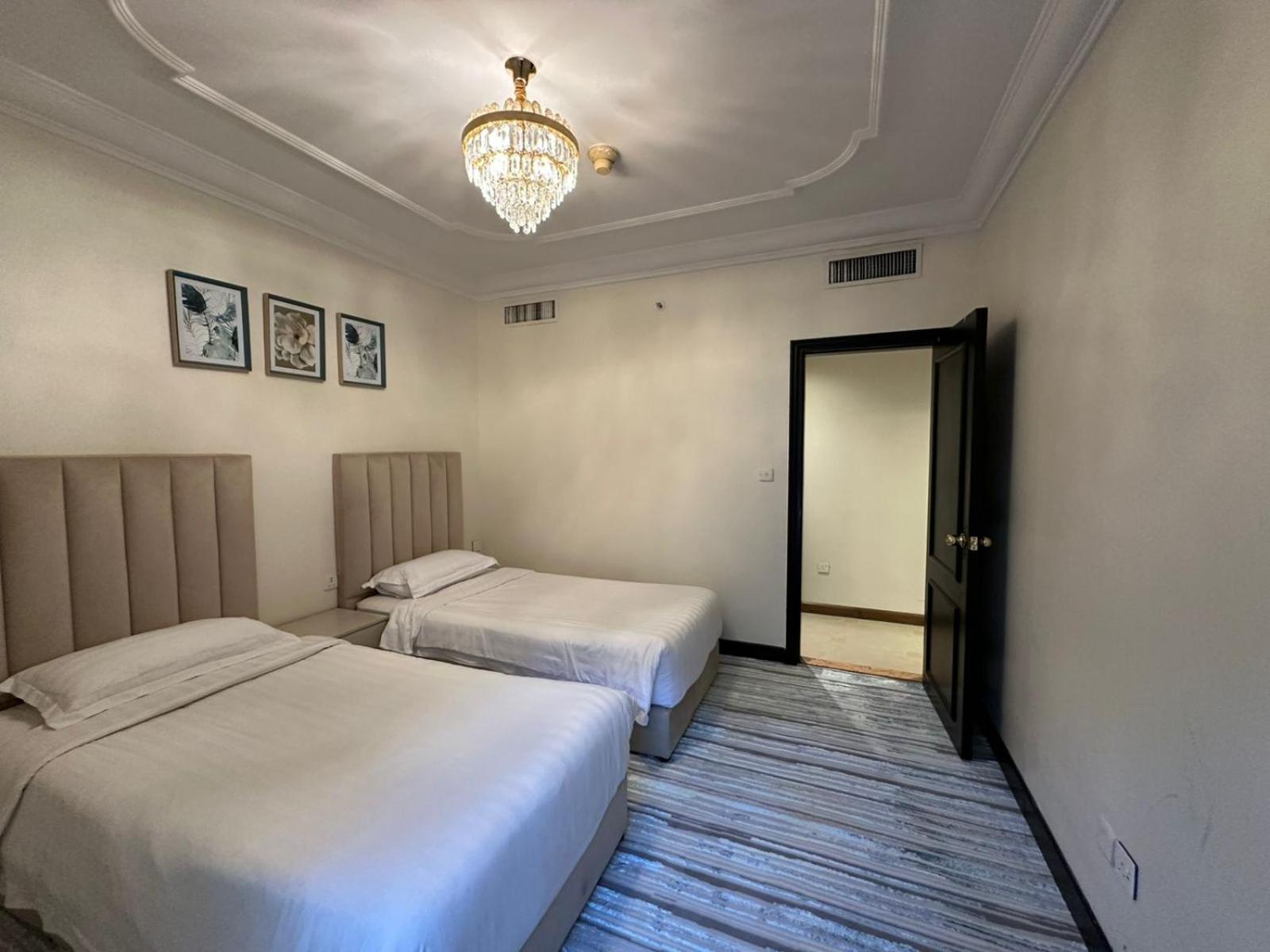 Zad Al Eman Suites Hotels Medina Zimmer foto